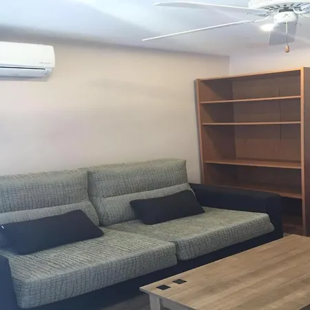 Ofert, Next To The Area, Apt Ocean-2ª Linea Levante-3-4 Pers -con Piscina, Aire Acond Extra Y Garaje 10eur Dia 아파트