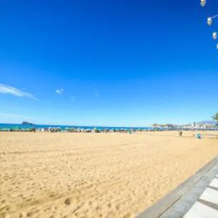 Ofert, Next To The Area, Apt Ocean-2ª Linea Levante-3-4 Pers -con Piscina, Aire Acond Extra Y Garaje 10eur Dia 아파트